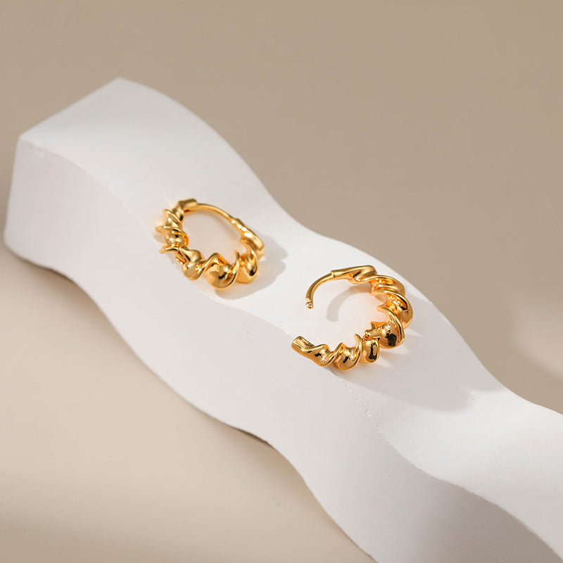 WT-JFE92 Fold Exquisite Minimalist Versatile 18k Gold Plated Copper Plating Hoops Fashion Studs Earring Findings