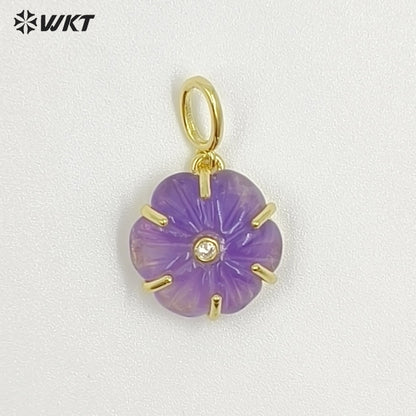 WT-P2121 Delicate Gold Plated Zircon And Natural Gemstones Carved Flower Shape Little Pendants For Girls Fashion Necklace Design