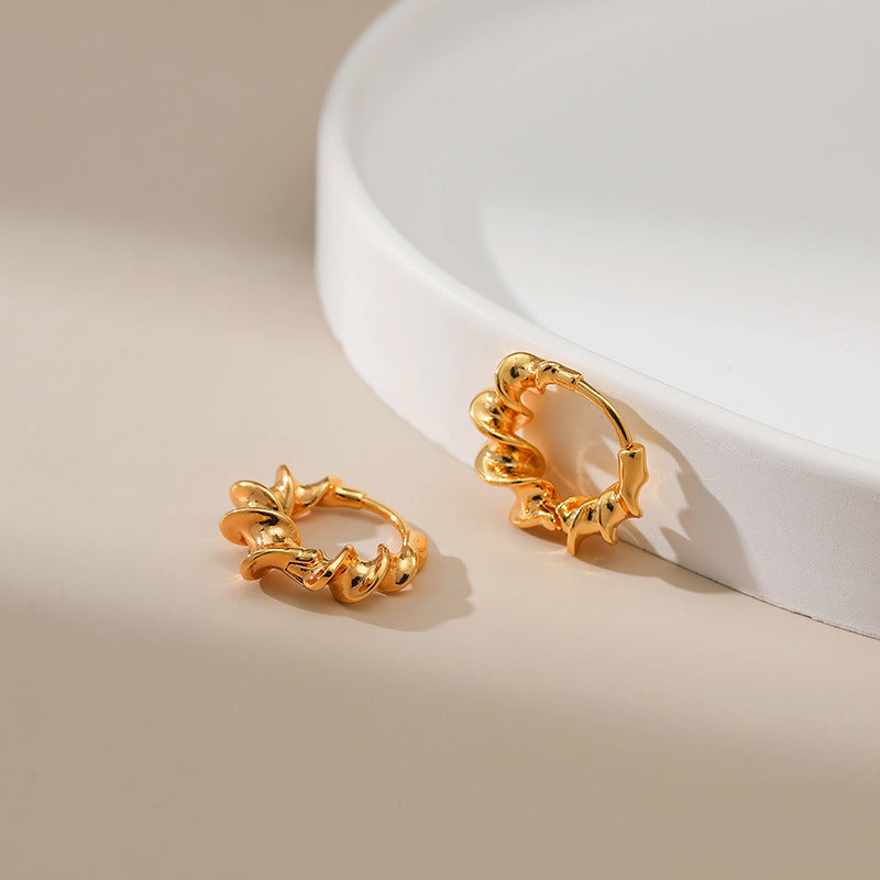 WT-JFE92 Fold Exquisite Minimalist Versatile 18k Gold Plated Copper Plating Hoops Fashion Studs Earring Findings