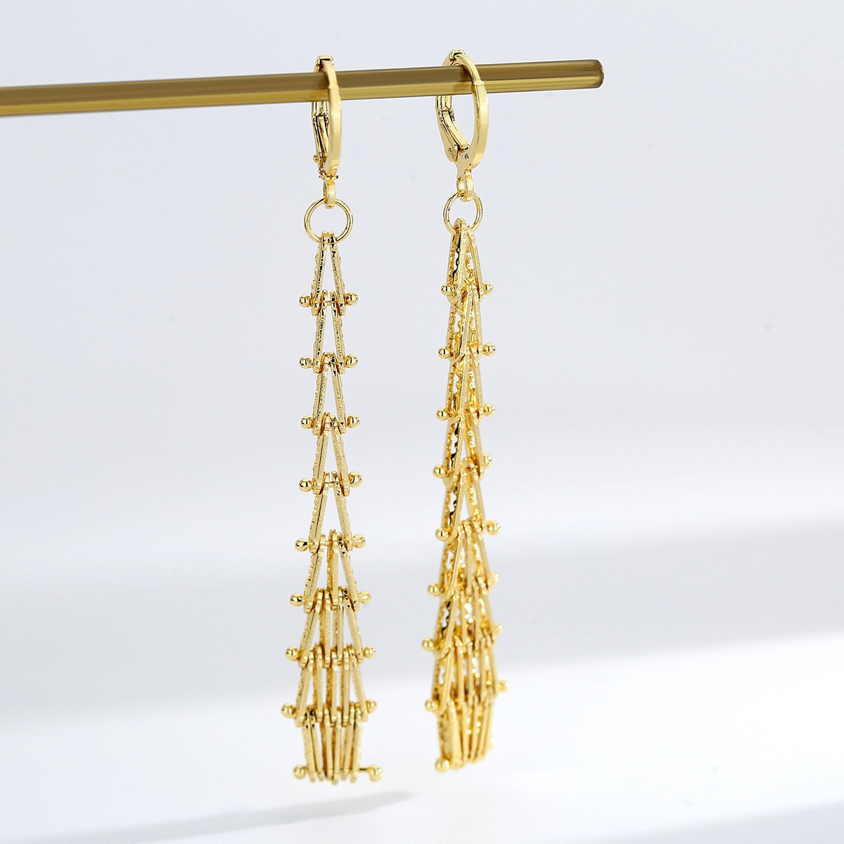 WT-E827 Unique Exquisite 18K Gold Plated Yellow Brass Long Earrings For Women Trendy Elegant Style Daily Wearing Jewelry