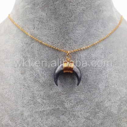 WT-N747 Wholesale Fashion Tiny Charm Shell Crescent Horn Necklace Wirewrapped Half Moon Crescent Necklace