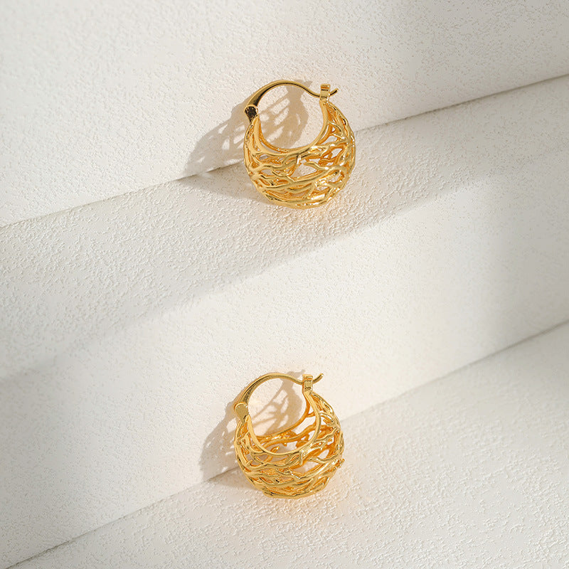 WT-JFE91 Hollow Exquisite Minimalist Versatile 18k Gold Plated Copper Plating Ball Shaped Hoops Trendy Earring Findings