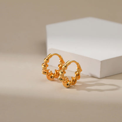 WT-JFE92 Fold Exquisite Minimalist Versatile 18k Gold Plated Copper Plating Hoops Fashion Studs Earring Findings