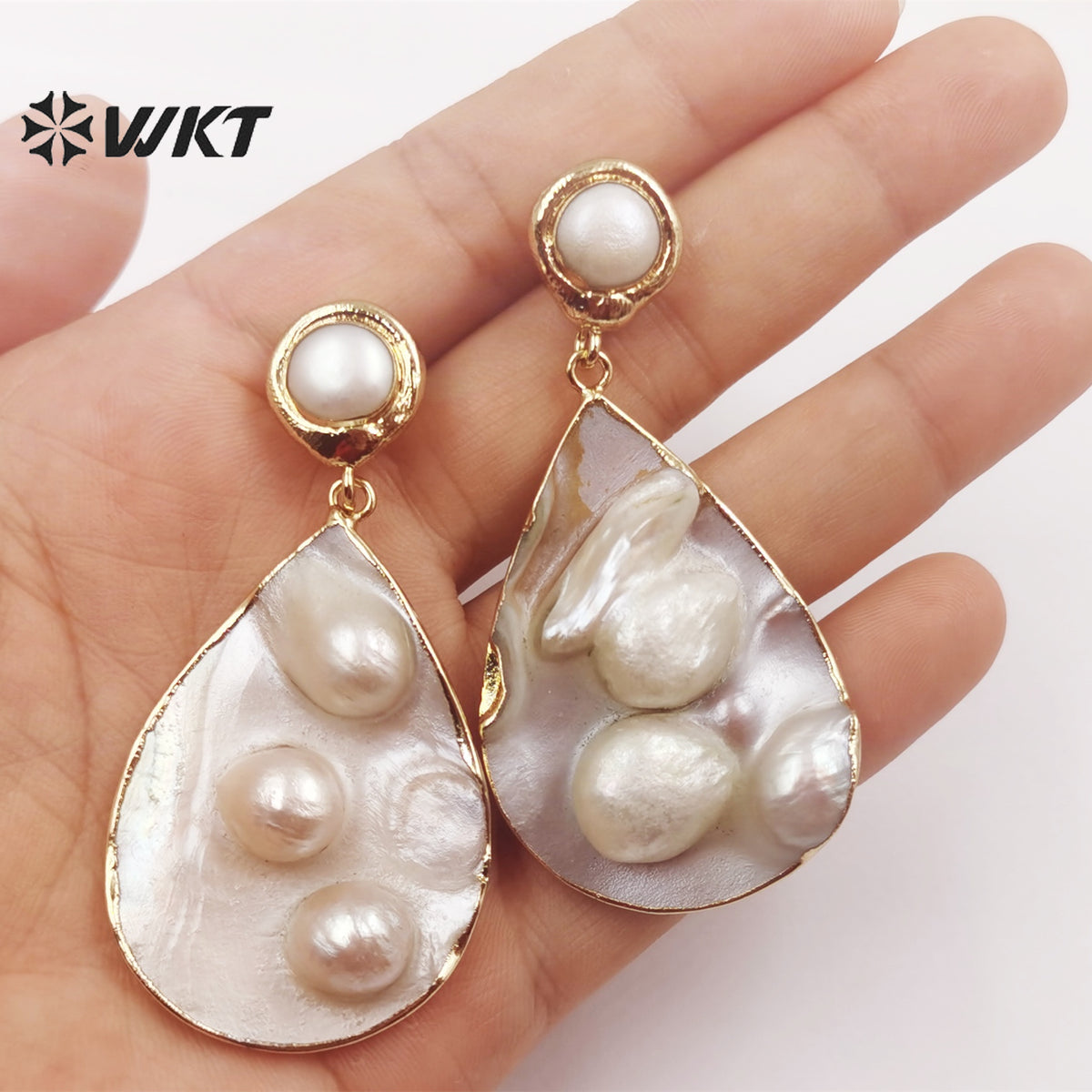 WT-MPE072 Water Drop Shell Earrings European and American Style Fashion Charming 18k Gold-plated Earrings Natural Pearl Earrings