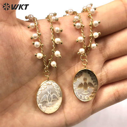 WT-JN172 WKT Wholesale Classic Oval White Shell Pendant Necklace Gold Electroplated with Mini Pearl Chain Religious Necklace