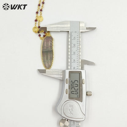 WT-JN400 Fashion Elegant Style Gold Plated Little Stone Chain With Natural Shell Feather Pendant Necklace For Lady Matching