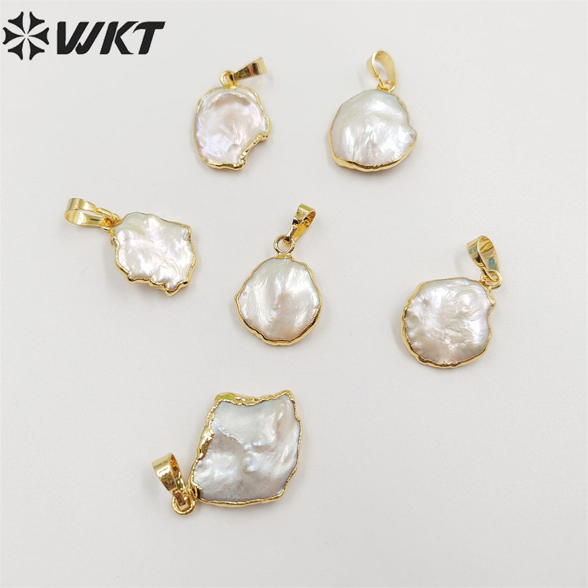 WT-P656 Wholesale Unique Natural Freeform White Freshwater Pearl Pendant Gold Edges Pendant DIY Jewelry Making