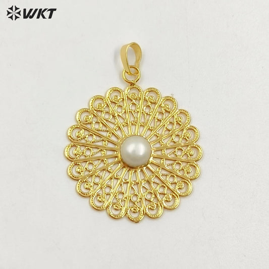 WT-JP364 Amazing Fashion Gold Plated Hollow 18K Real Gold Plated Resist Tarnishable Real Pearl Pendant for Women