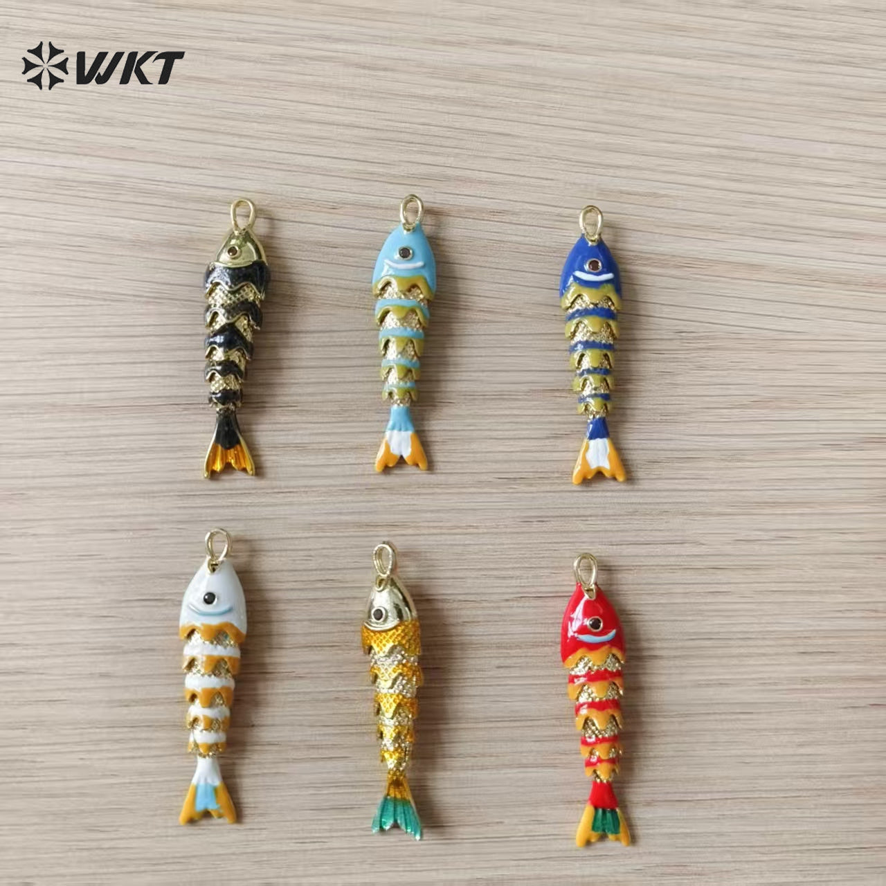 WT-MP322 High Quality Ocean Series Multi Designs Yellow Brass Gold Electroplated Metal Fish Shape Pendants As Jewelry Findings