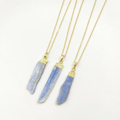 WT-N451 Wholesale Natural Raw Blue Kyanite Necklace Fashion Gemstone Charm Kyanite with 18k Gold Plated Pendant Necklace