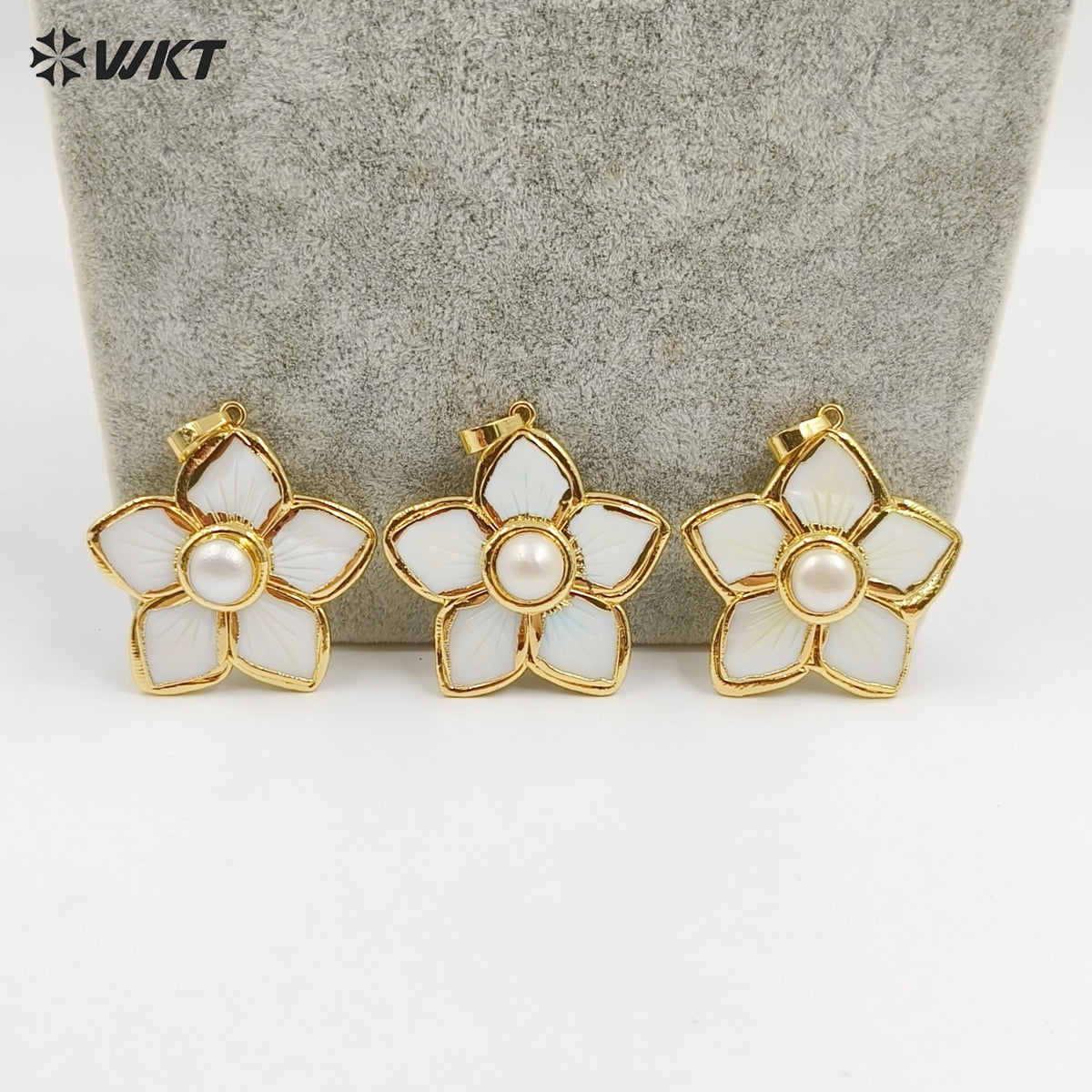WT-JP415 How Lovely and Sweet Natural White Shell Carved Women Pearl Star Flower Pendants for Necklace