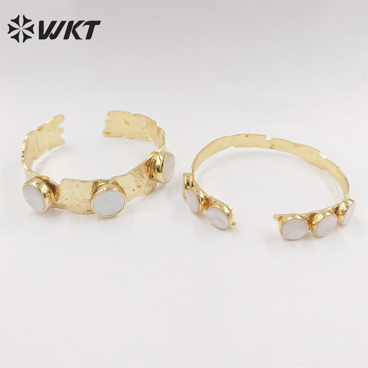 WT-MPB074 WKT NEW Design 18k Real Gold Plated Resist Tarnishable Shell Bezel Setting Bangle Women Wedding Gold Bangle