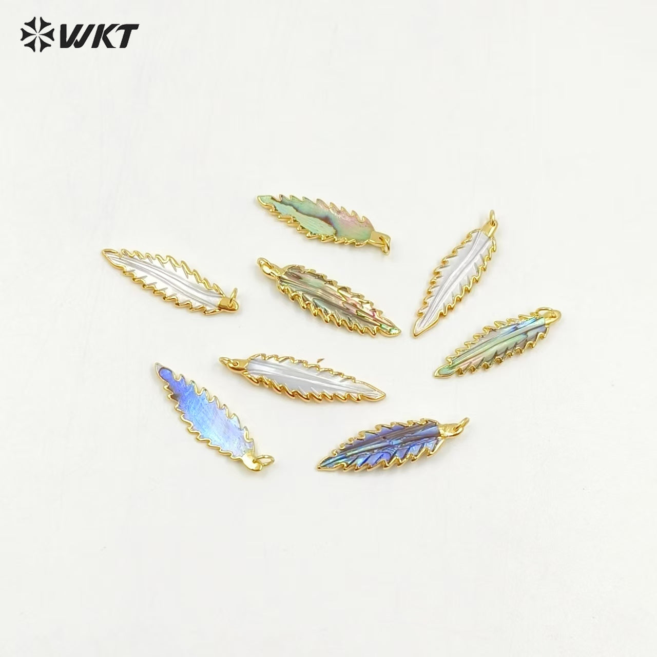 WT-P1090 Fashion Design Carved Feather Shell Pendant,High Quality Gold Plated Edge Long Feather Shell Pendant