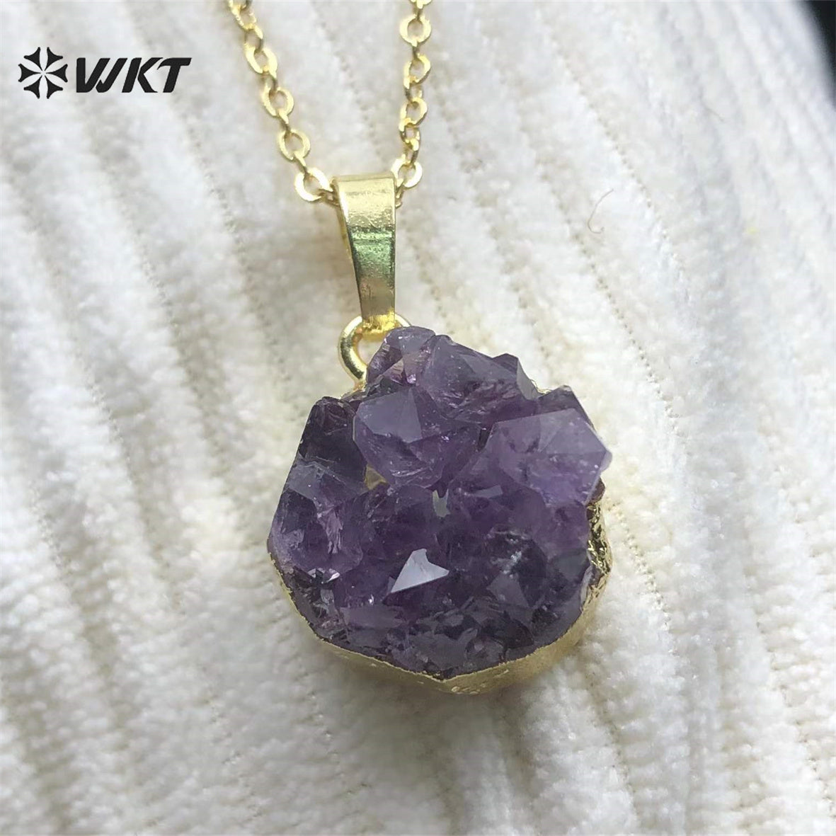 WT-N348 Wholesale Natural Round Druzy Amethyst Necklace, Hot Tiny Raw Amethyst Necklace With Gold Dipped