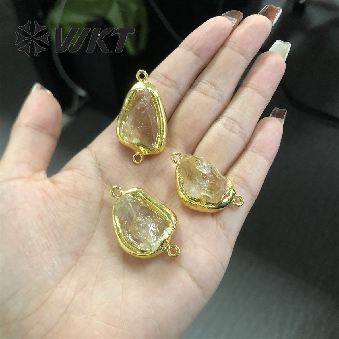 WT-C302 Best High Quality Yellow Crystal Spodumene Blue Apatite Pendant Stone Connector Beauty for Women As a Gift always Nice