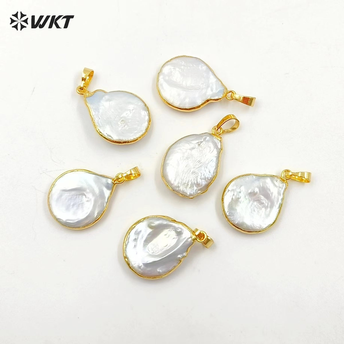 WT-JP124 Women Fashion Pearl Jewelry Natural White Pearl With Gold Bezel Pendant Teardrop Shape Freshwater Pearl Pendant