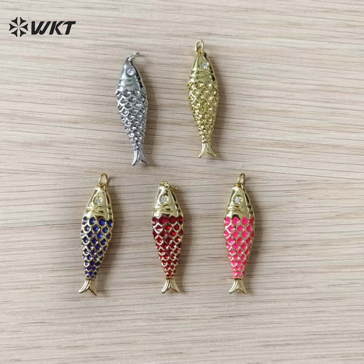 WT-MP322 High Quality Ocean Series Multi Designs Yellow Brass Gold Electroplated Metal Fish Shape Pendants As Jewelry Findings