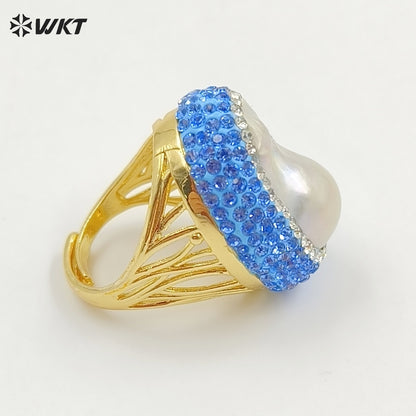 WT-MPR094 Wholesale Fashion 18K Gold Plated Natural Baroque Pearl With Blue Rhinestone Around Women Rings for Gift