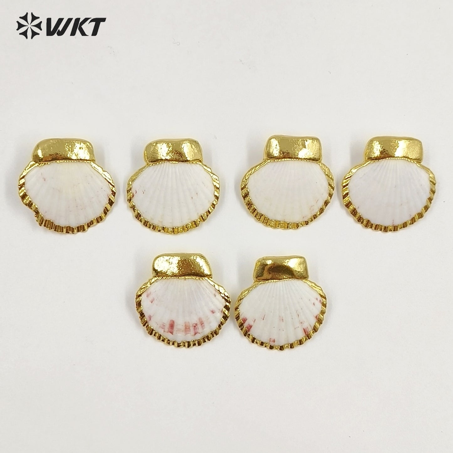 WT-MPE187 High Quality Trendy Gold Electroplated Natural Scallop Shell Earrings For Women Beach Vacation Matching Jewelry
