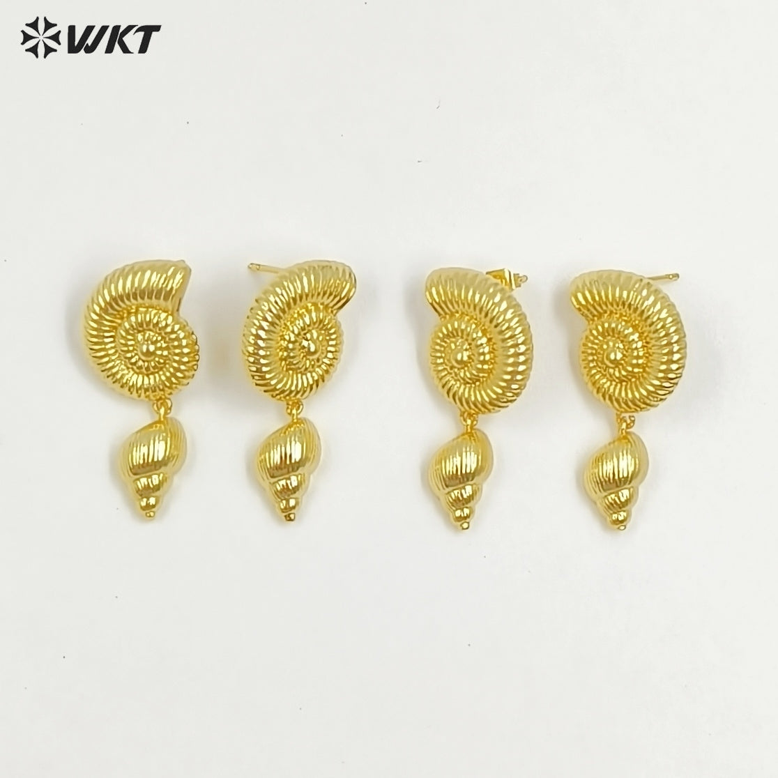 WT-ME127 Top Quality Yellow Brass 18K Gold Plated Double Conches Charms Earrings Ladies Cute Jewelry For Party Wearing