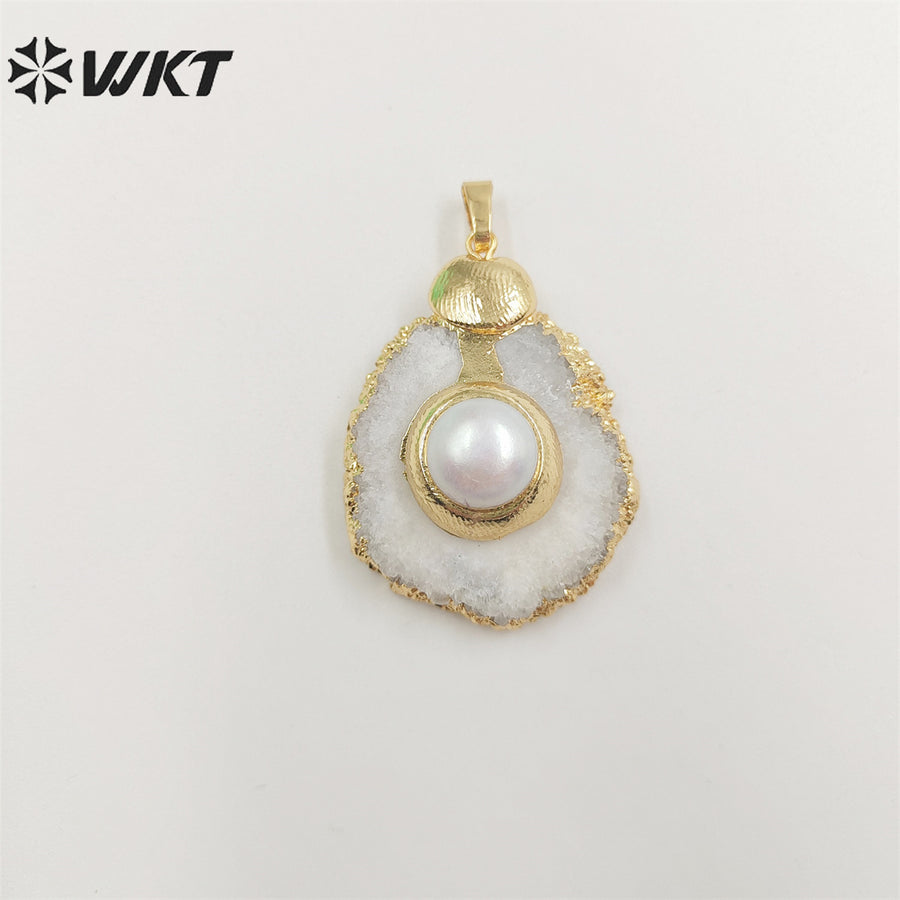 WT-P1852 Amazing Fashion Gold Trim Stalactite Stone Pendant with Druzy Quartz and Pearl Natural Stone Cut Flower Pendants