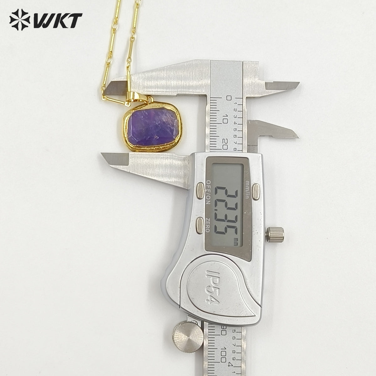 WT-N1184 Newest Natural Amethyst Pendant Necklace Amazonite Pendant Necklace Women Stylish Natural Strawberry Quartz Necklace