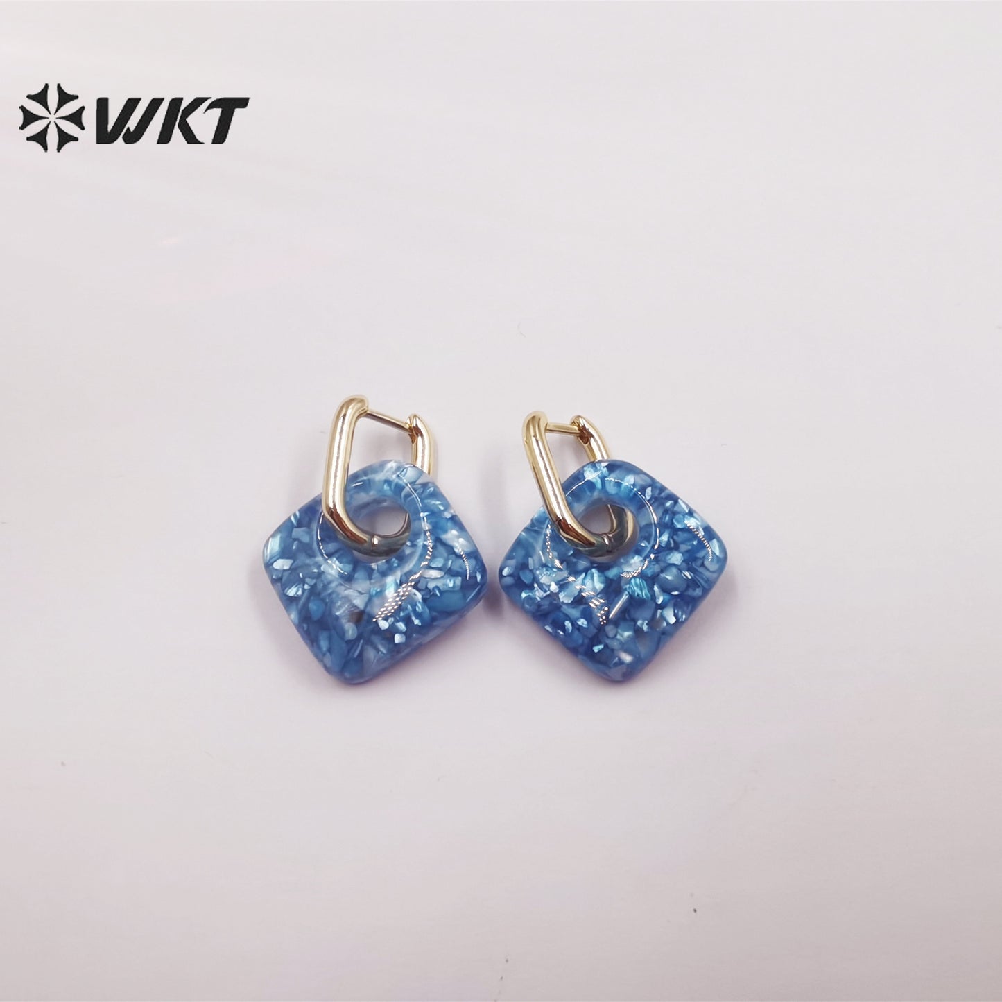 WT-MPE073 European and American Earrings Cute Small Shell Enamel Earrings Colorful square Pendant 18k Gold-plated Earrings