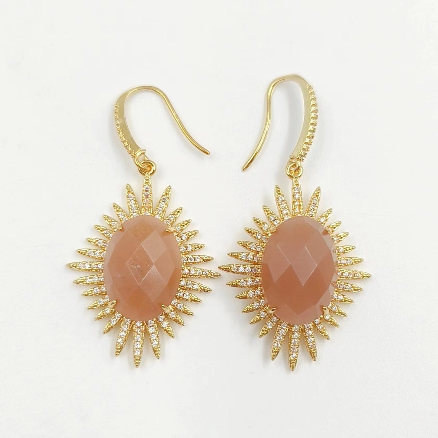 WT-ME094 Wholesale Newest Fashion Light Luxury Natural Gemstone Oval Shaped Micro Paved Earrings Studt