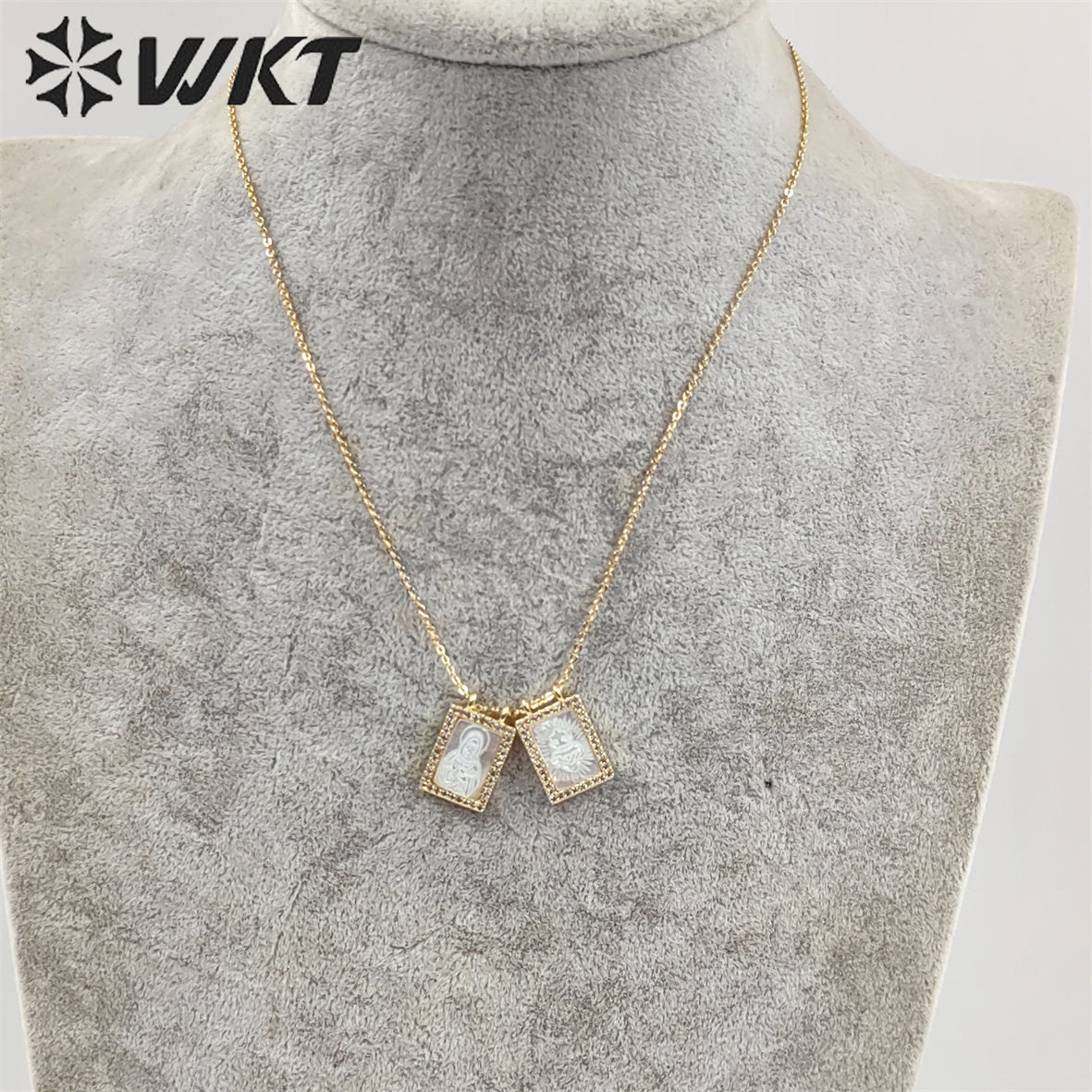 WT-JN220 Super Hot Fashion Double Charms Micropaved CZ Setting Mother of Pearl Shell Necklace 18k Gold Religion Maria Necklace