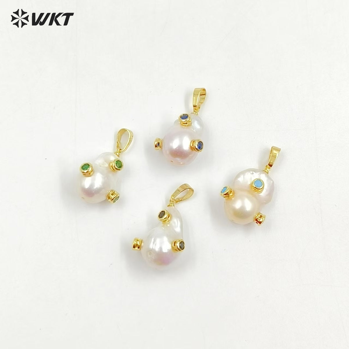 MP138 Wholesale Freshwater Pearl Pendant Pearl With CZ Charm Natural Shape Fashion Charm Jewelry Pearl Pendant