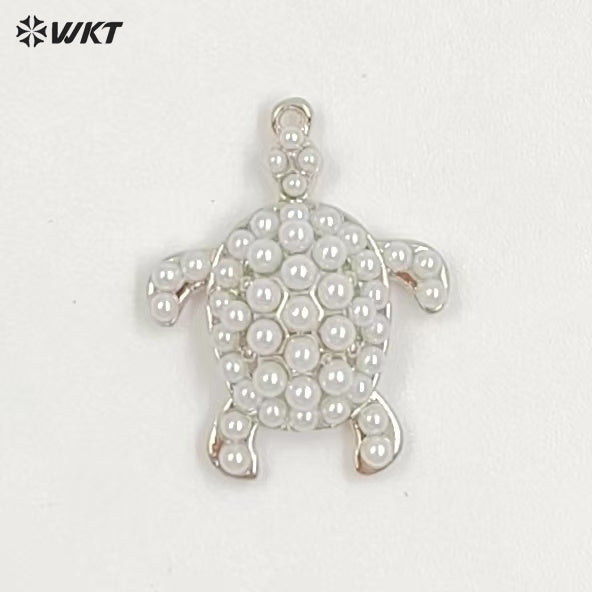 WT-MP310 Wholesale Fine Jewelry Gold And Silver Color Marine Animals Crab Shape Zircon With Artificial Pearl Little Pendants