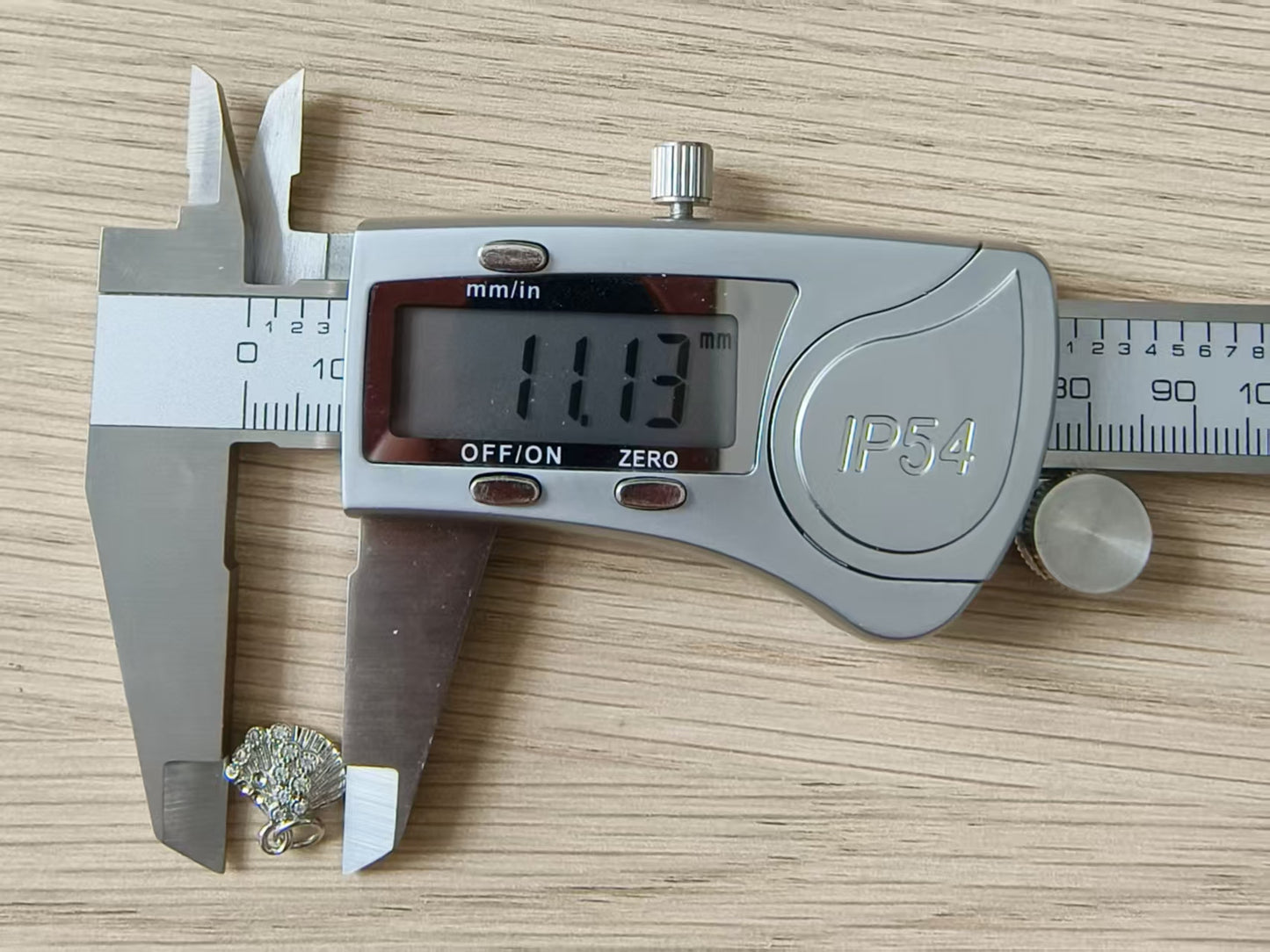 WT-MP321 Wholesale Ocean Series Multi Colors Gold Plated Metal Shell Shape Little Charms Pendant For Necklace Earrings Making