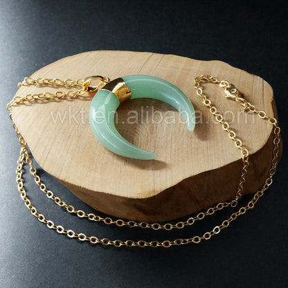 WT-N701 Wholesale Hot Shape Natural Stone Crescent Horn Half Moon Horn Necklace Rose Quartz and Green Chalcedony Horn