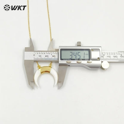 WT-N638 New Arrival Mother of Pearl Crescent Horn Pendant Necklace White Double Loops With 24k Gold Plated Tiny Chain For Gift