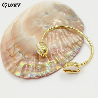 WT-B197 18K Gold Plated Double Shell Bracelet Bangle Fashion Natural Double Cowrie Shell Bangle for Summer Holiday