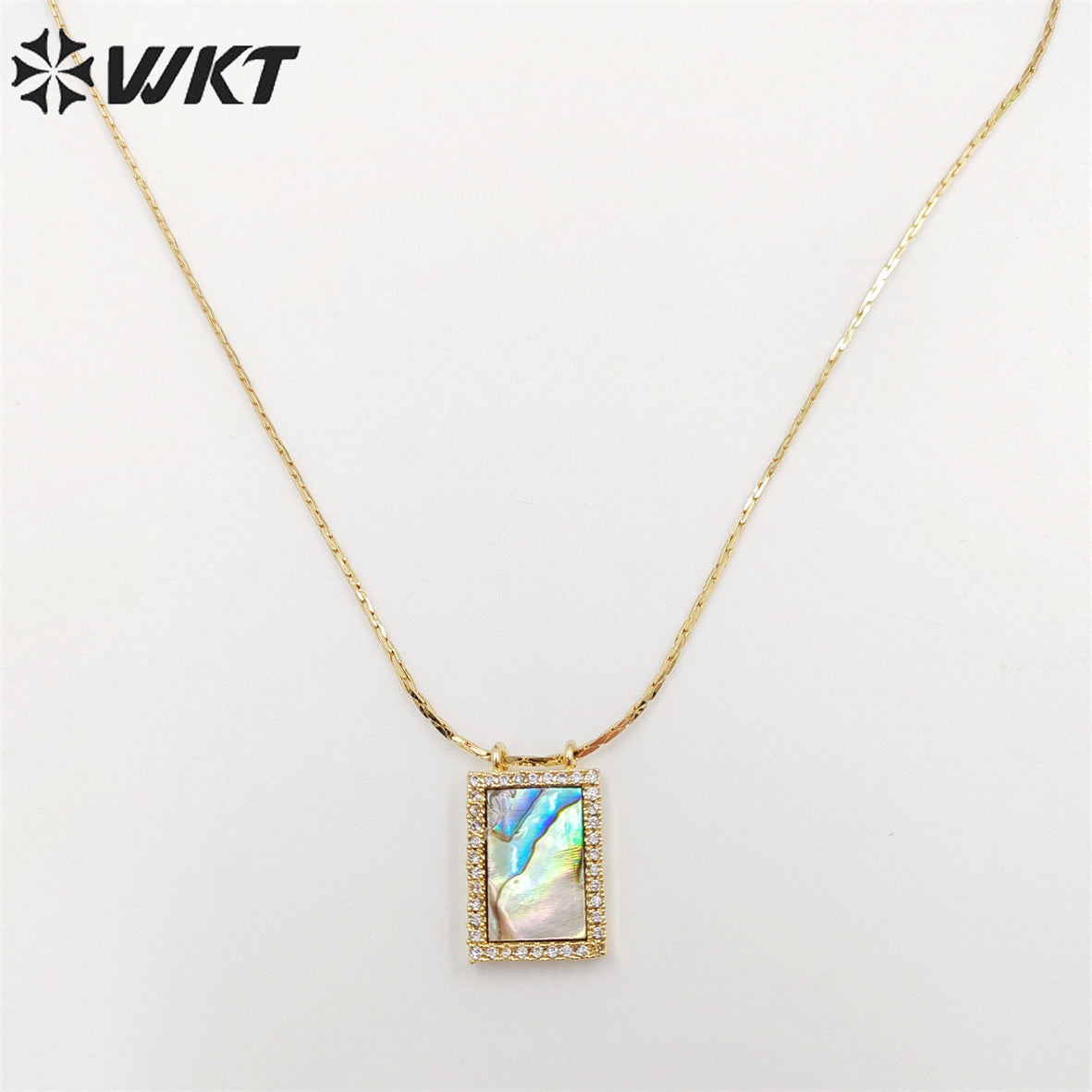 WT-JN214 WKT Newest Exclusive Tiny Long Square Natural Shell Necklace Lady Simple Micropaved Cubic Zircon Shell Necklace