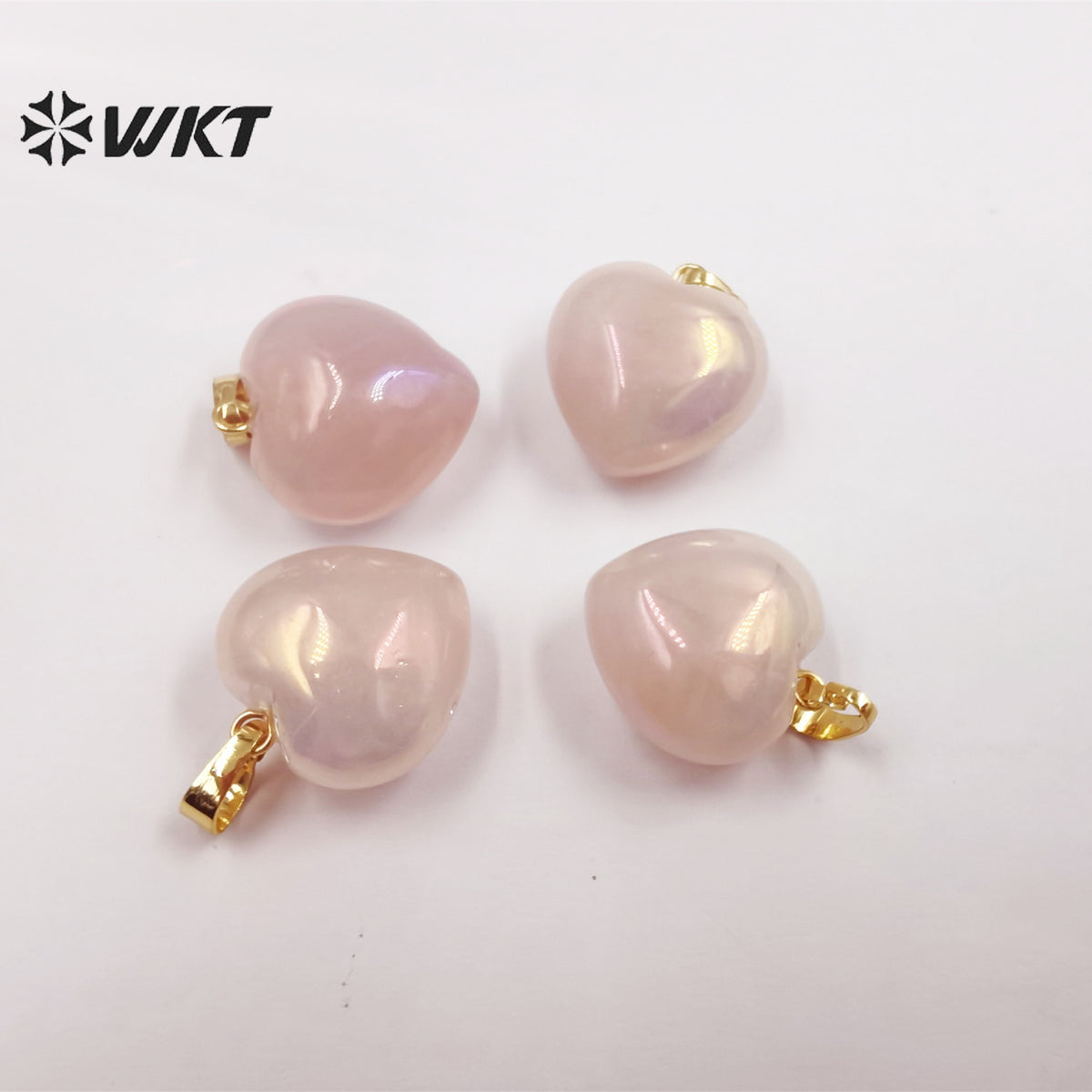 WT-P1825 WKT Newest Fashion Simple Small Heart Aura Stone Pendant Gold Loop Aura Crystal Quartz Heart Pendant Women Aura Pendant