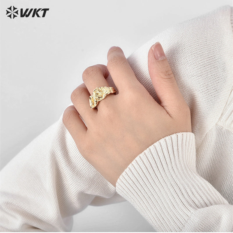 WT-R493 Fashion 18k Real Gold Plated Hammer Pattern Design Jewelry Ring for Women Gift Lava Veins Rings