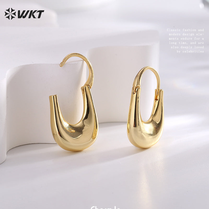 WT-E744 Wholesale Fashion 18K Gold Plated Resist Tarnishable Bag Design Hoop Earrings Women Trendy Europe Simple Metal