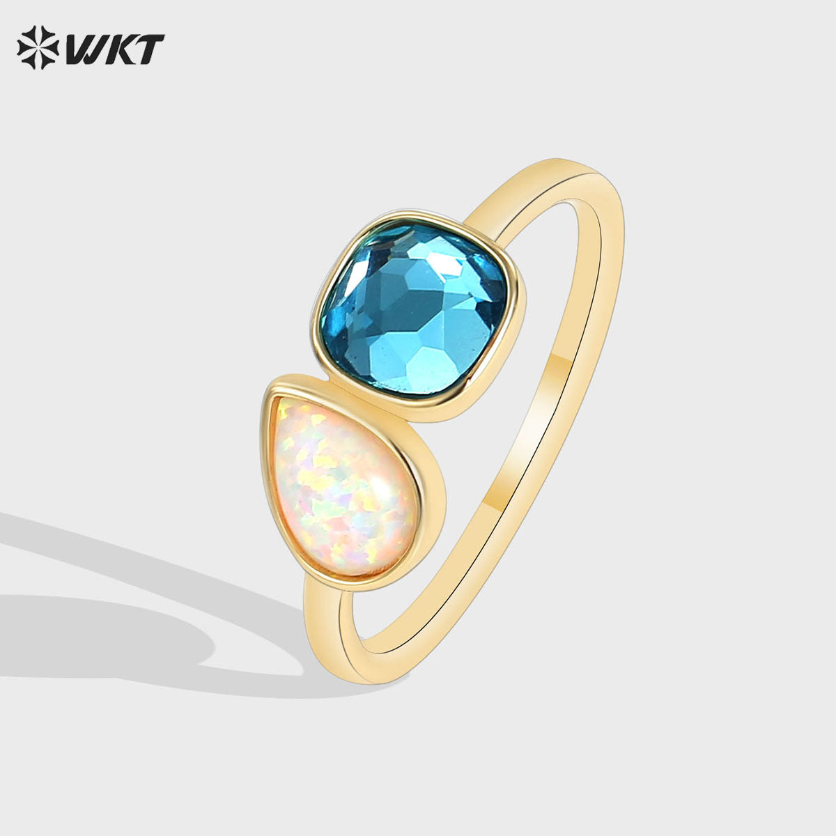 WT-MR037 Blue Square Zircon and Waterdrop Opal Charms Special Exquisite Design Ring for Winter&Autumn Fine Decorative
