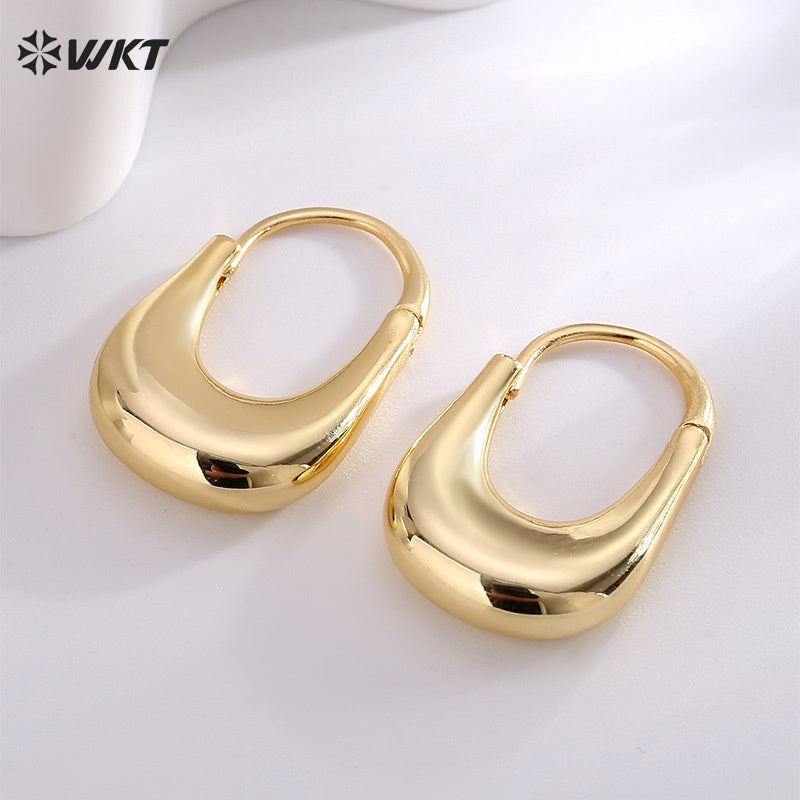 WT-E744 Wholesale Fashion 18K Gold Plated Resist Tarnishable Bag Design Hoop Earrings Women Trendy Europe Simple Metal
