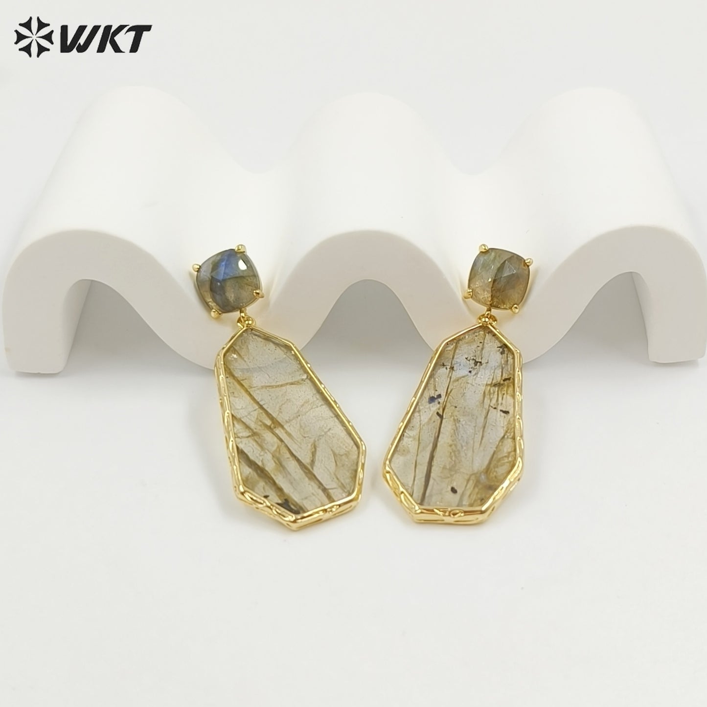 WT-E826 Factory Wholesale Gold Plated Colorful Natural Gemstones Long Earrings For Female Party Wearing Jewelry Accessory