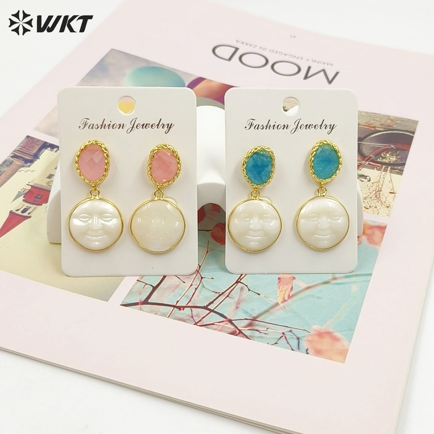 WT-MPE192 Unique Style Gold Plated Natural Jade And Shell Carved Face Shape Pendant Earrings For Female Special Party Gift