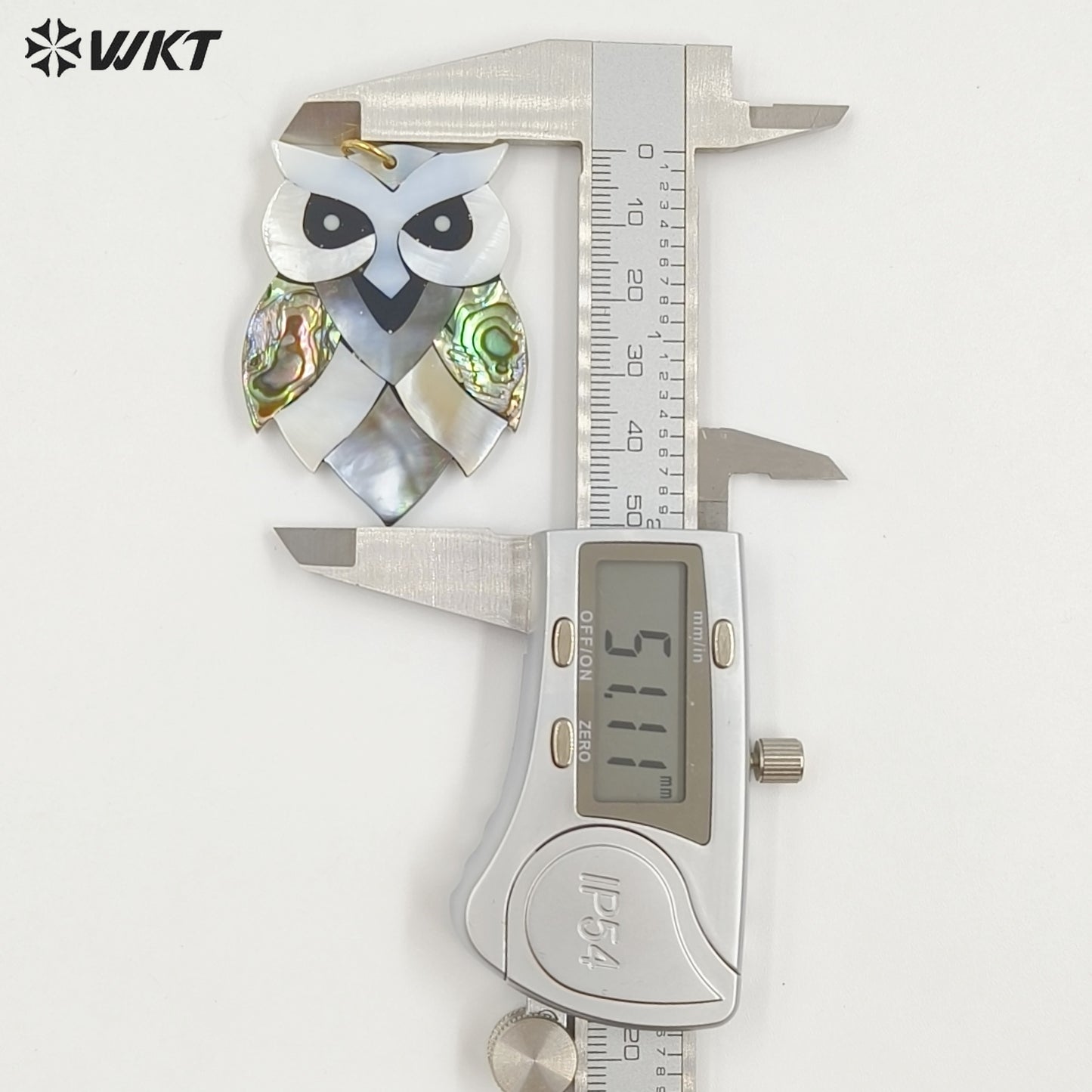 WT-JP460 Wonderful Gold Plated Multiple Designs Natural Shell Elephant Owl Dog Shape Pendant For Friends Gift DIY Making