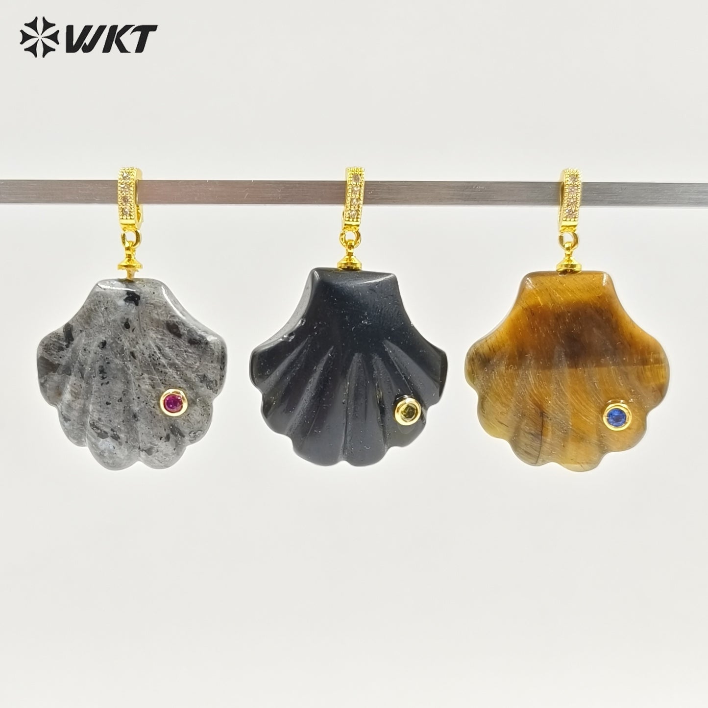 WT-P2097 Lovely Design Natural Gemstones And Colorful Zircon Hand Carved Shell Shape Little Pendants For Female Jewelry DIY