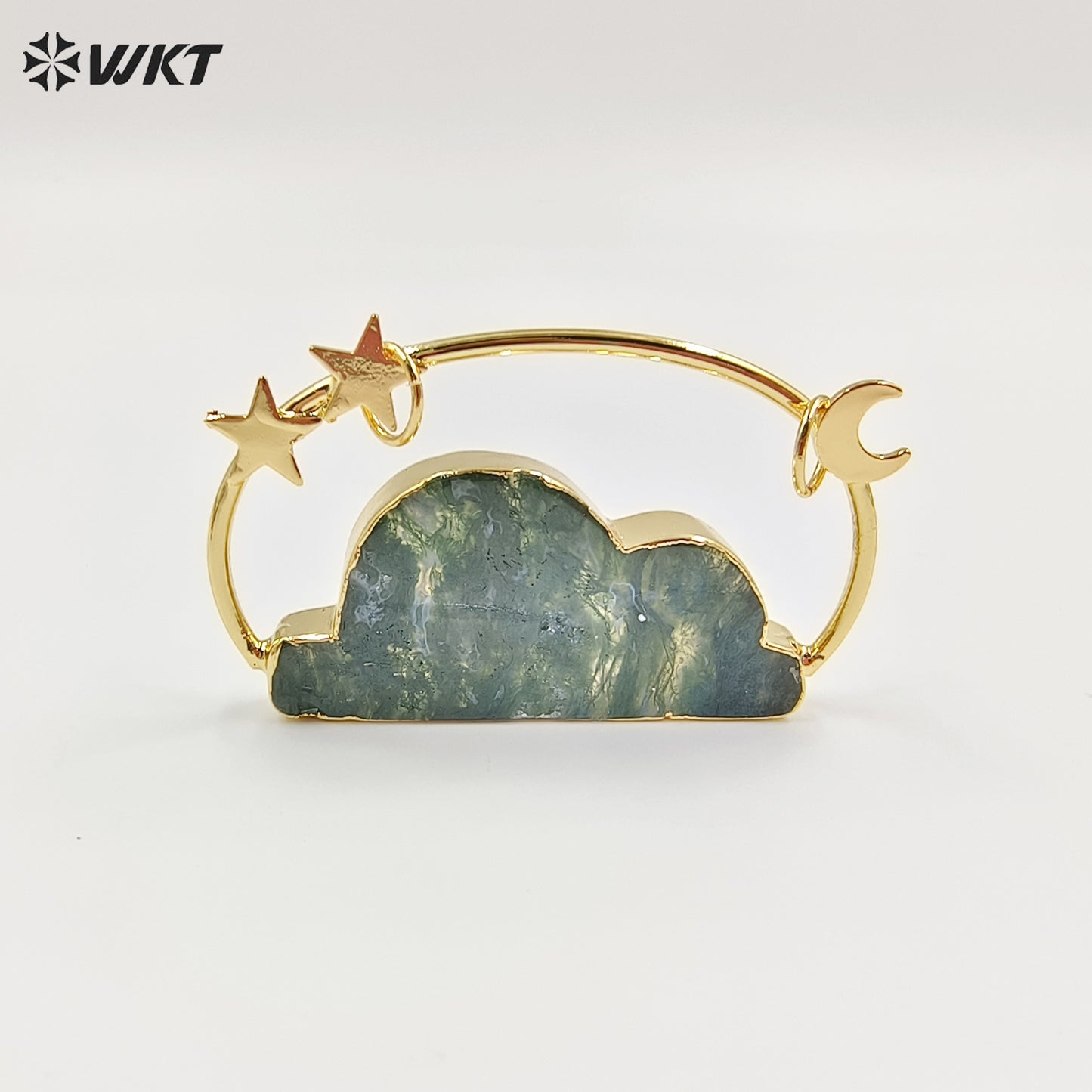 WT-P1945 Wholesale Fashion Handmade Carved Natural Stone Made Clouds Pendant for Lady Necklace Design in 18K Real Gold Plated