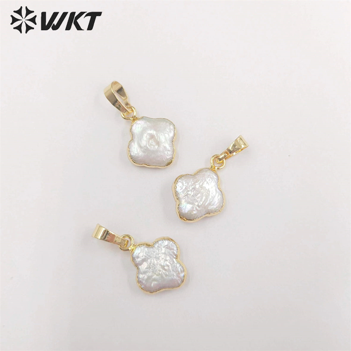 WT-JP341 WKT Newest Flower Natural Freshwater Pearl Leaf Charmrs Purity White Pearl Necklace Pendants for Girl Friend Gift
