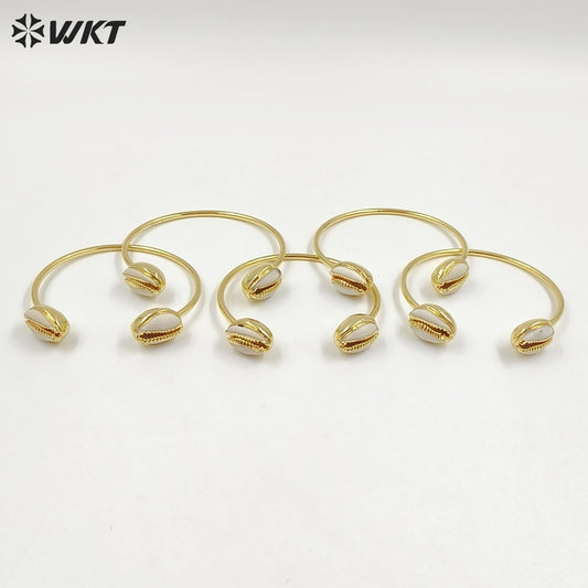WT-B197 18K Gold Plated Double Shell Bracelet Bangle Fashion Natural Double Cowrie Shell Bangle for Summer Holiday
