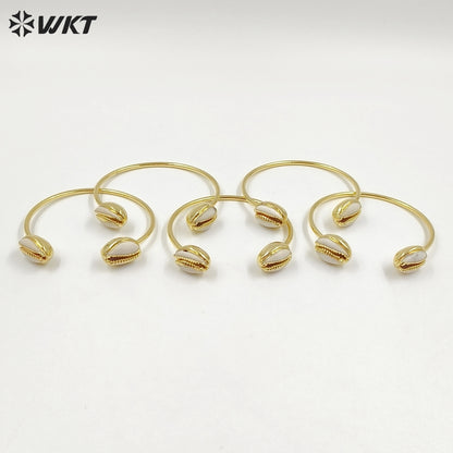 WT-B197 18K Gold Plated Double Shell Bracelet Bangle Fashion Natural Double Cowrie Shell Bangle for Summer Holiday