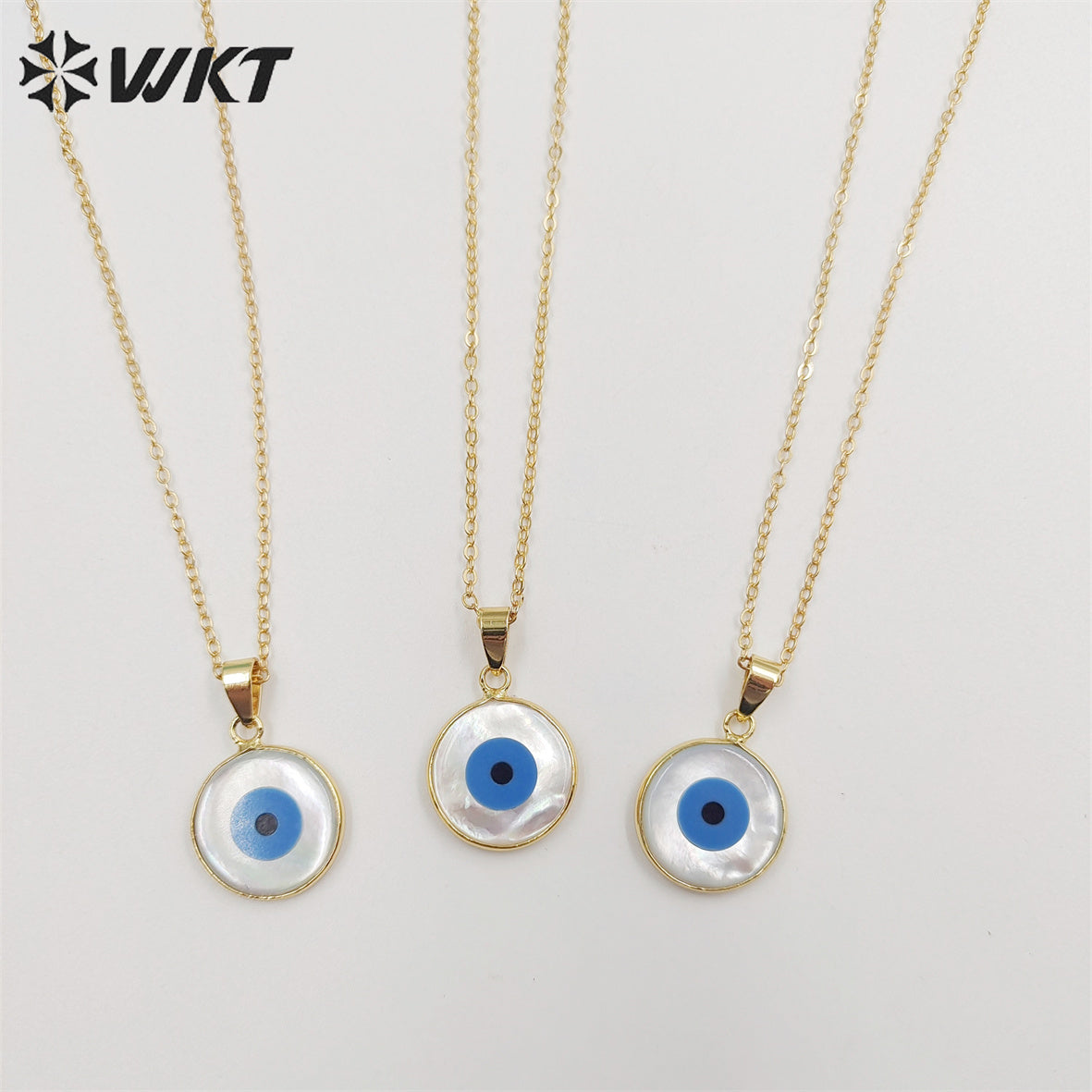 WT-N535 Beautiful Tiny Eye Charm Necklace Fashion Gold Round Natural MOP Eye Shell Charm Necklace Eye Necklace